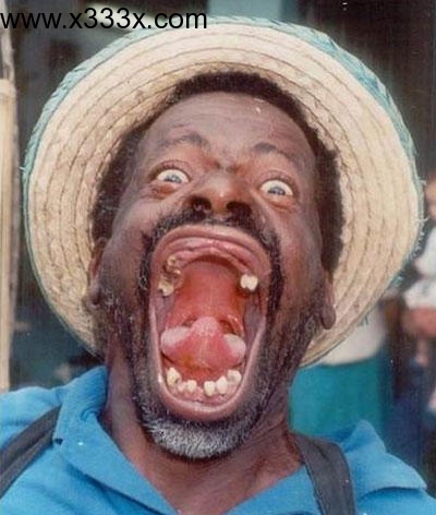 ci un bouche..mais